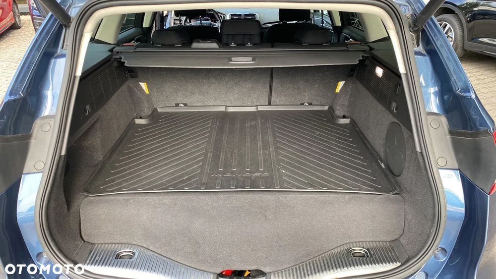 Ford Mondeo SW - 31