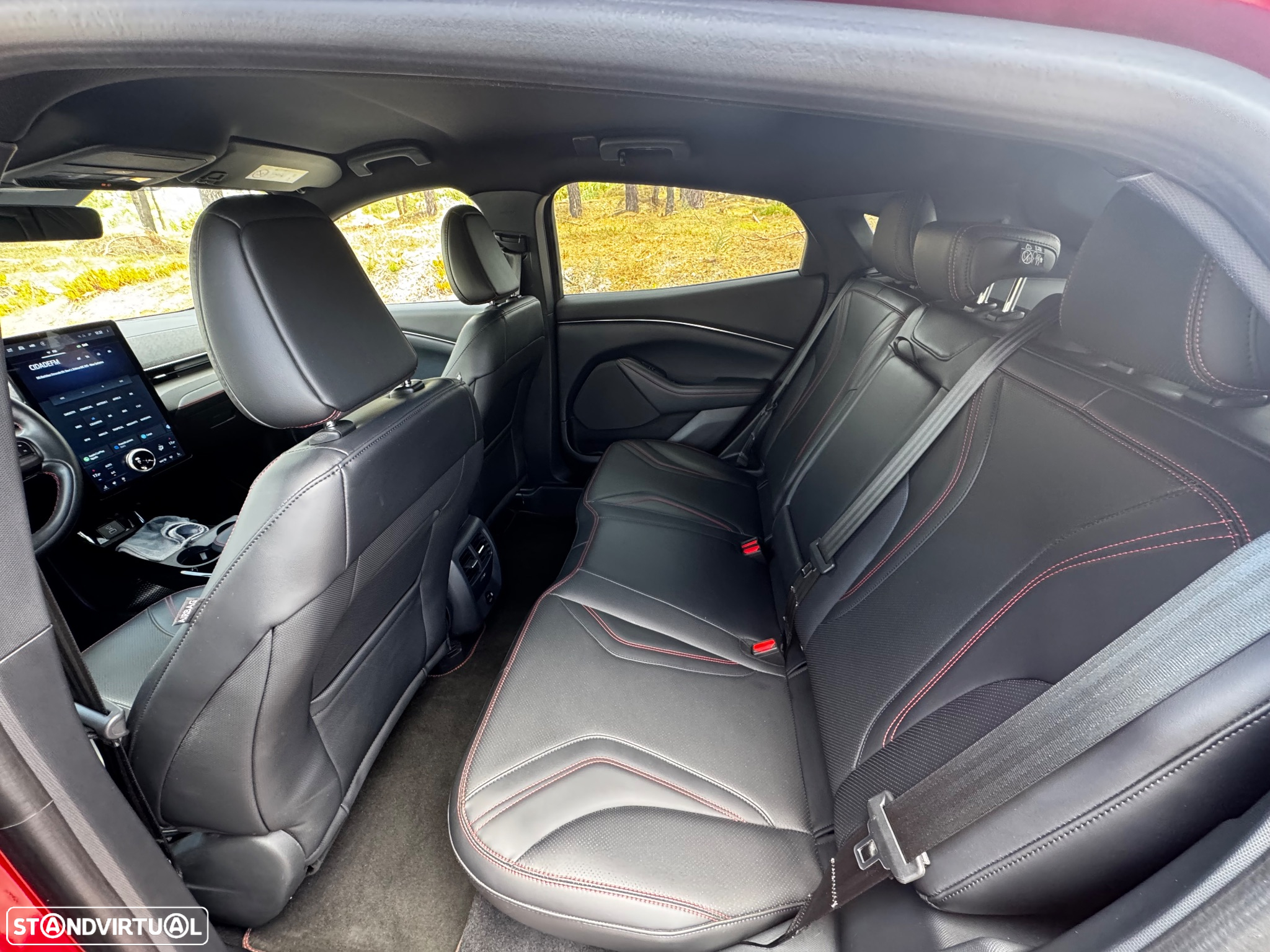 Ford Mustang Mach-E 98.7 kWh Premium AWD - 12