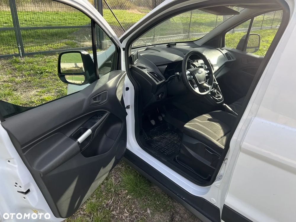 Ford Transit Connect - 22