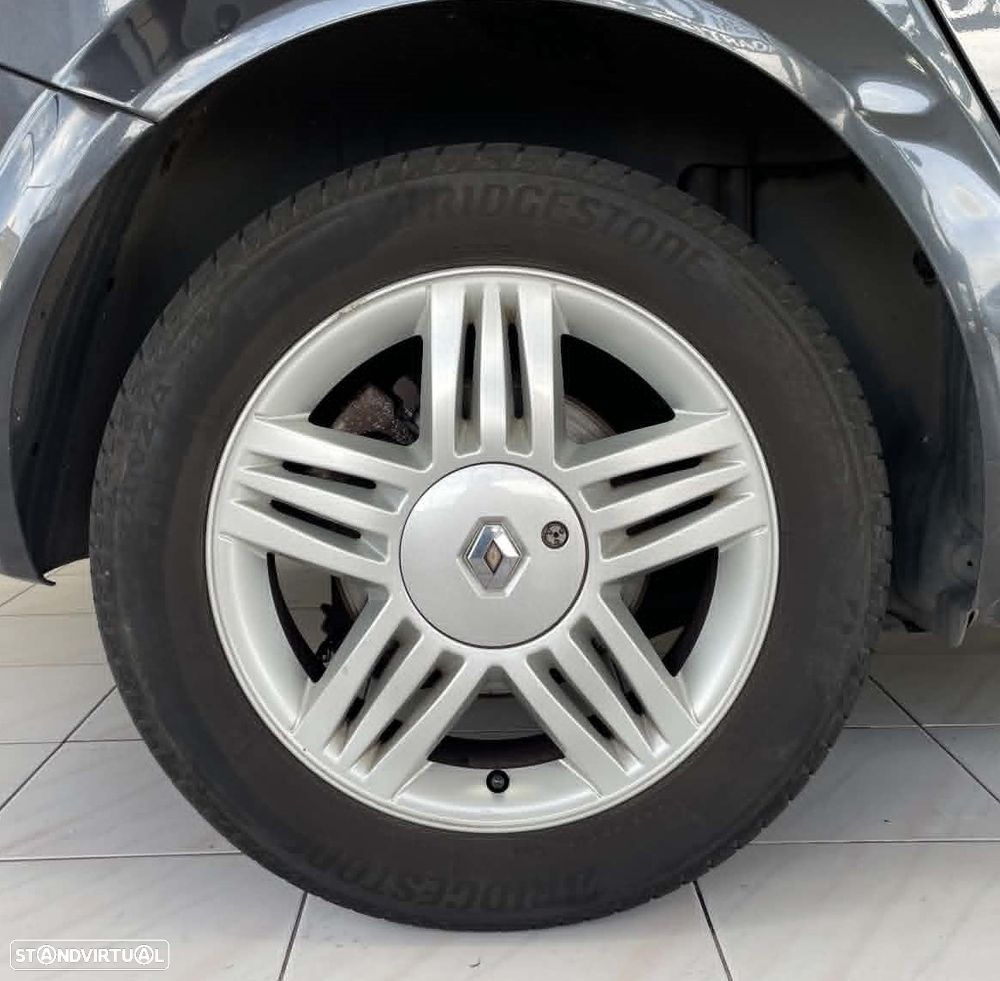 Renault Mégane Break 1.5 dCi Dynamique - 23