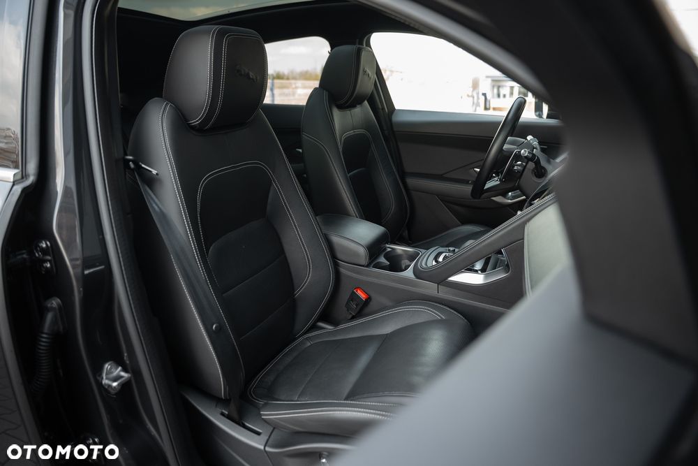Jaguar E-Pace D200 AWD R-Dynamic SE - 26