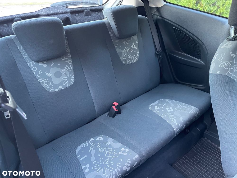Ford KA 1.2 Trend - 12