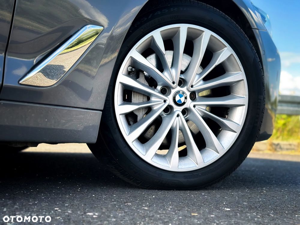 BMW Seria 5 530i xDrive mHEV Luxury Line - 31
