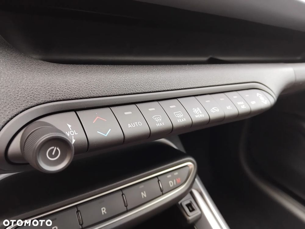 Jeep Avenger 1.2 T3 mHEV The North Face 4xe eDCT6 - 18