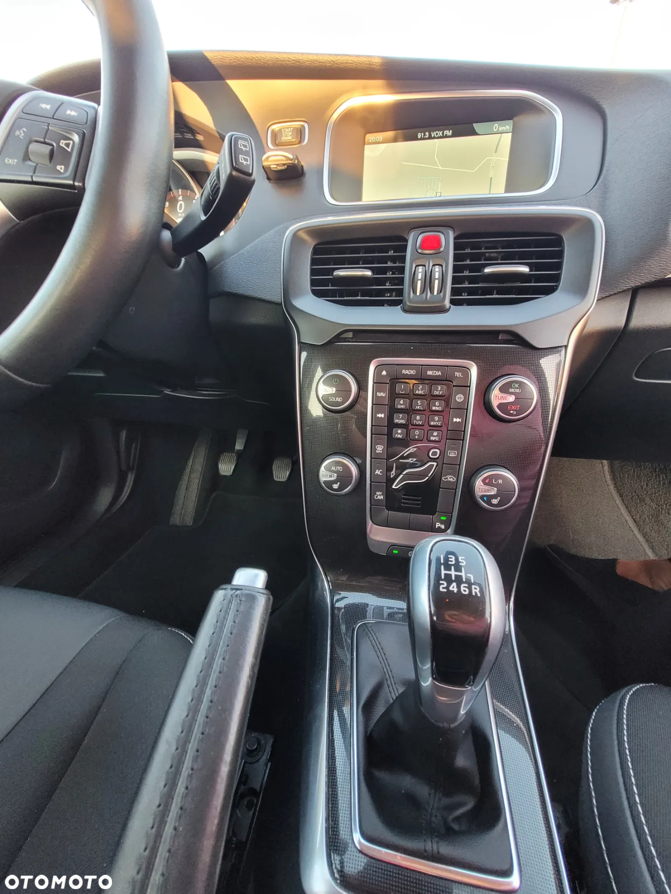 Volvo V40 T3 - 19