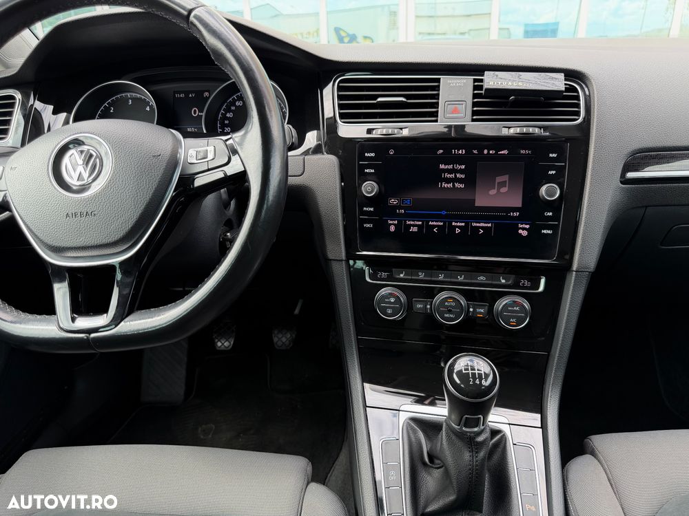 Volkswagen Golf 2.0 TDI SCR Highline - 25