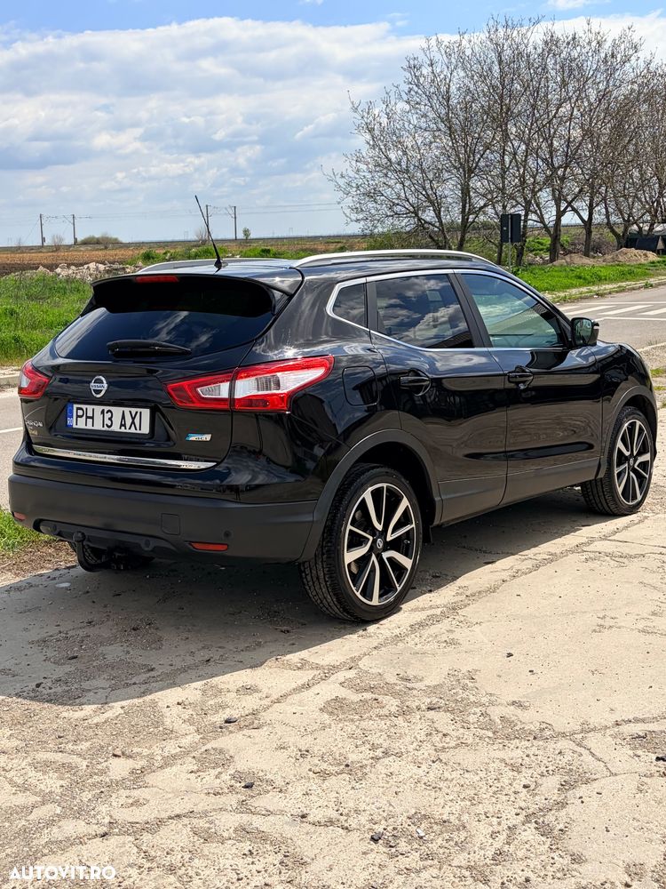 Nissan Qashqai 1.6 DCI Xtronic TEKNA - 4