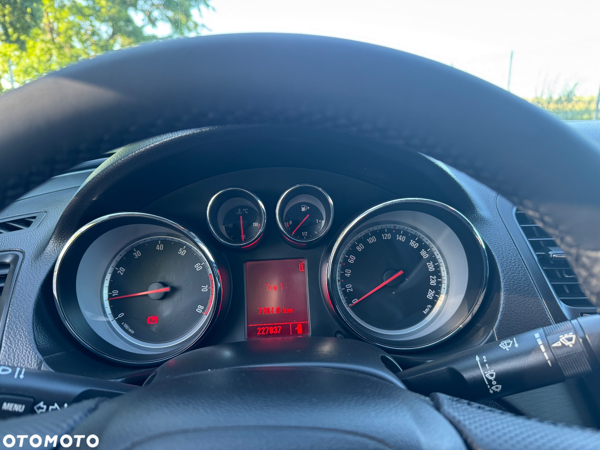Opel Insignia - 34