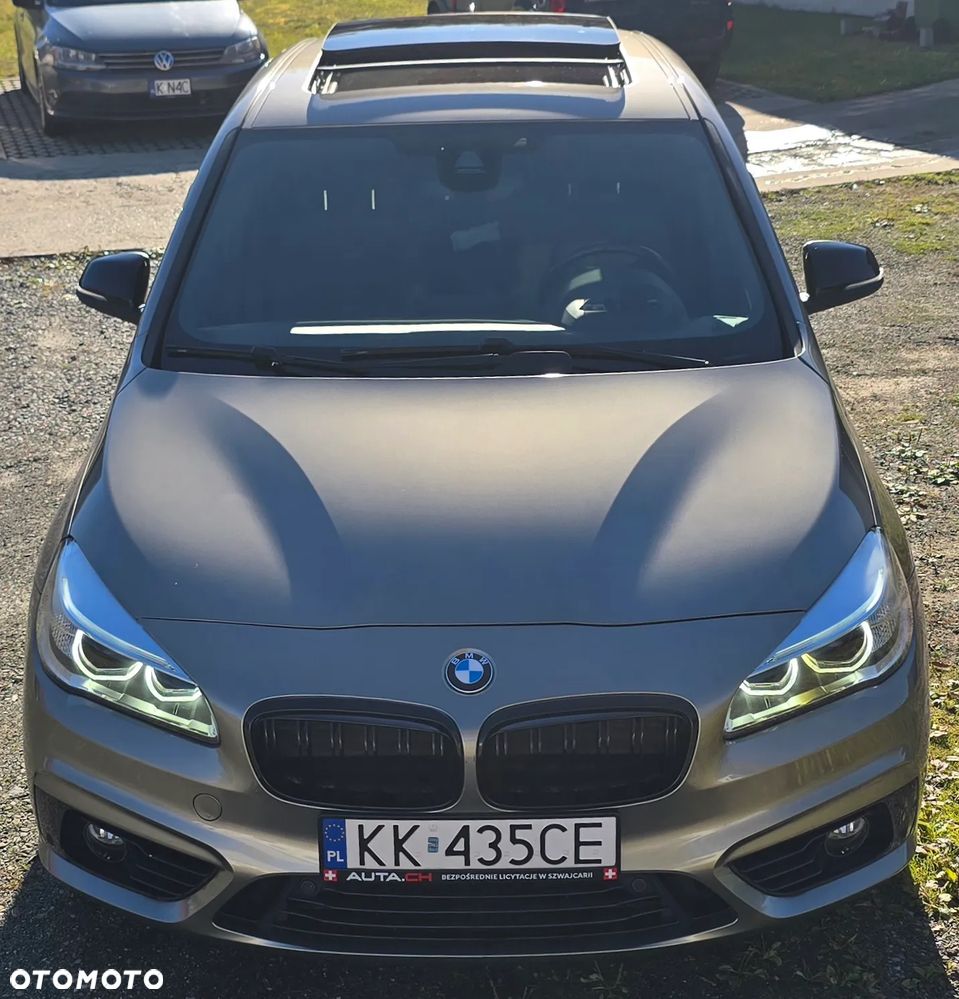 BMW 220I