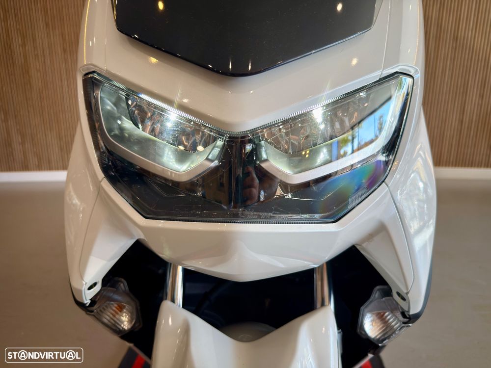 Yamaha NMAX - 3