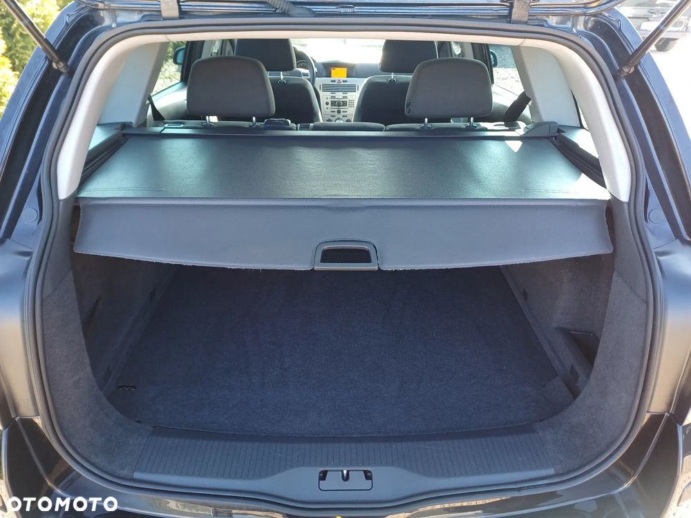 Opel Astra 1.6 Edition 111 Jahre - 16