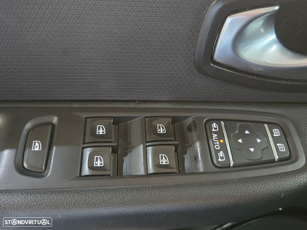 Renault Clio Sport Tourer 1.5 dCi Limited - 16