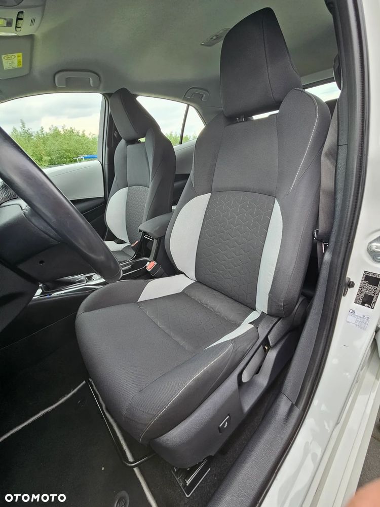 Toyota Corolla 1.8 Hybrid Comfort - 20