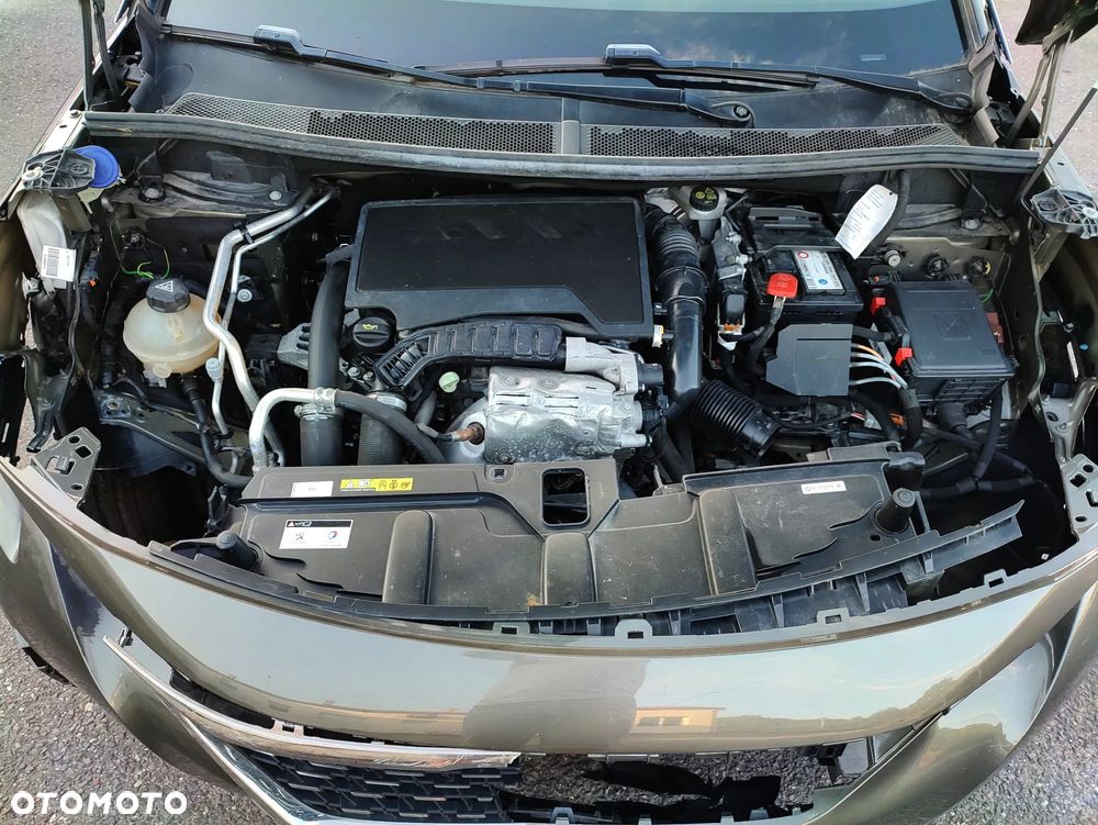 Peugeot 3008 PureTech 130 Stop & Start GPF Active Business-Paket - 12