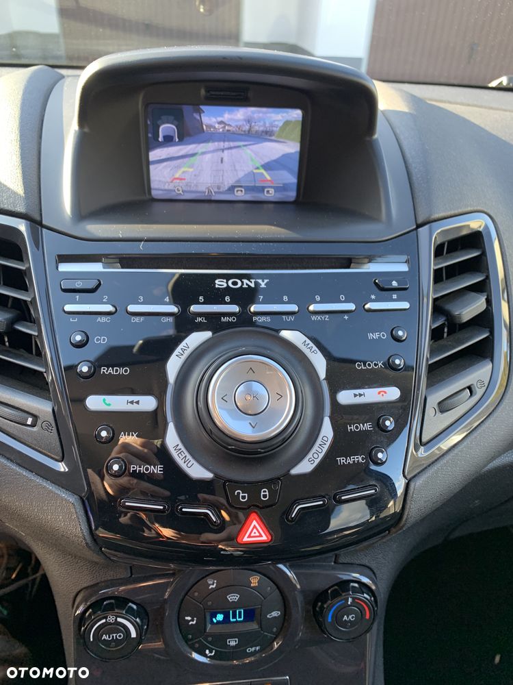 Ford Fiesta 1.0 EcoBoost STart-Stop Titanium - 16