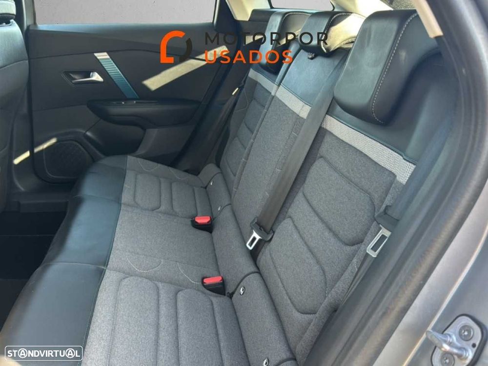 Citroën e-C4 50 kWh Shine - 10