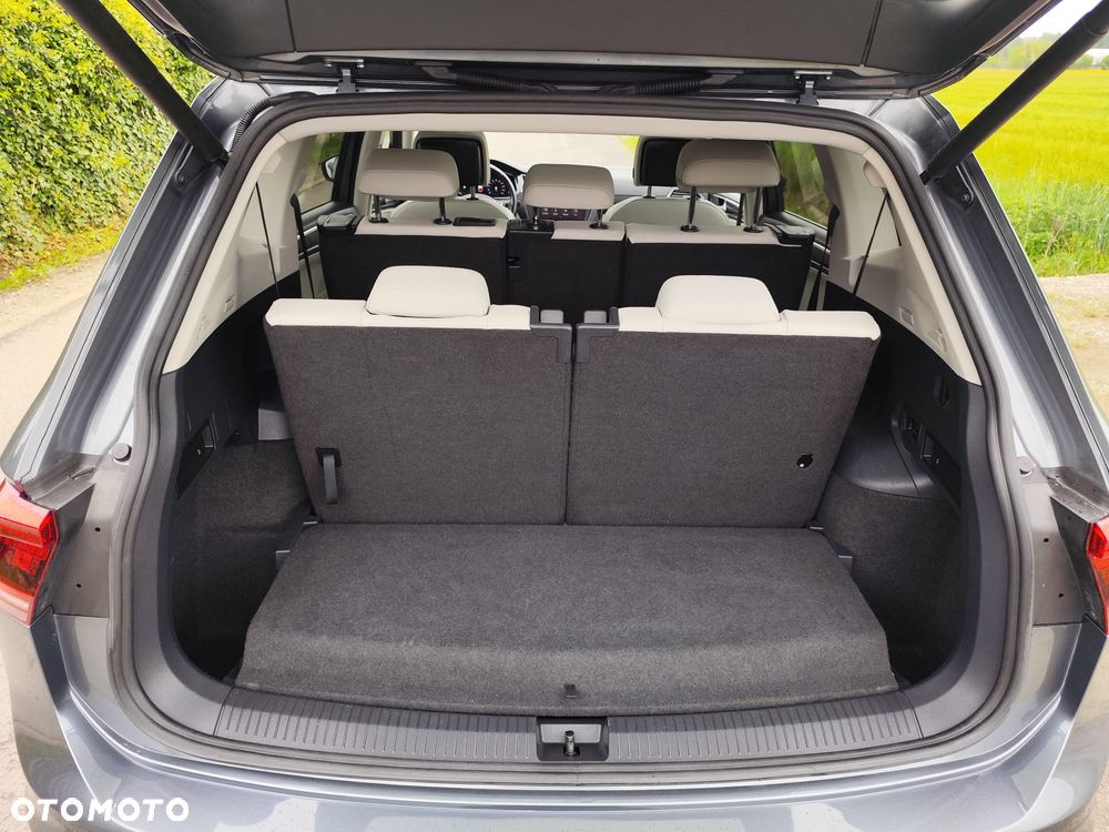 Volkswagen Tiguan Allspace - 14
