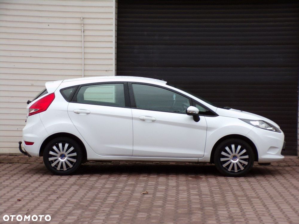 Ford Fiesta 1.25 Trend EU5 - 12