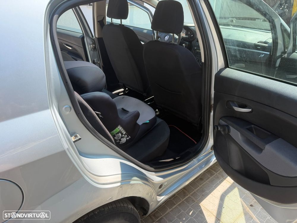 Fiat Grande Punto 1.2 Active - 10