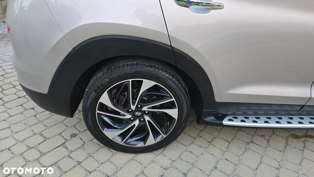 Hyundai Tucson 2.0 CRDi 48V Premium 4WD - 36