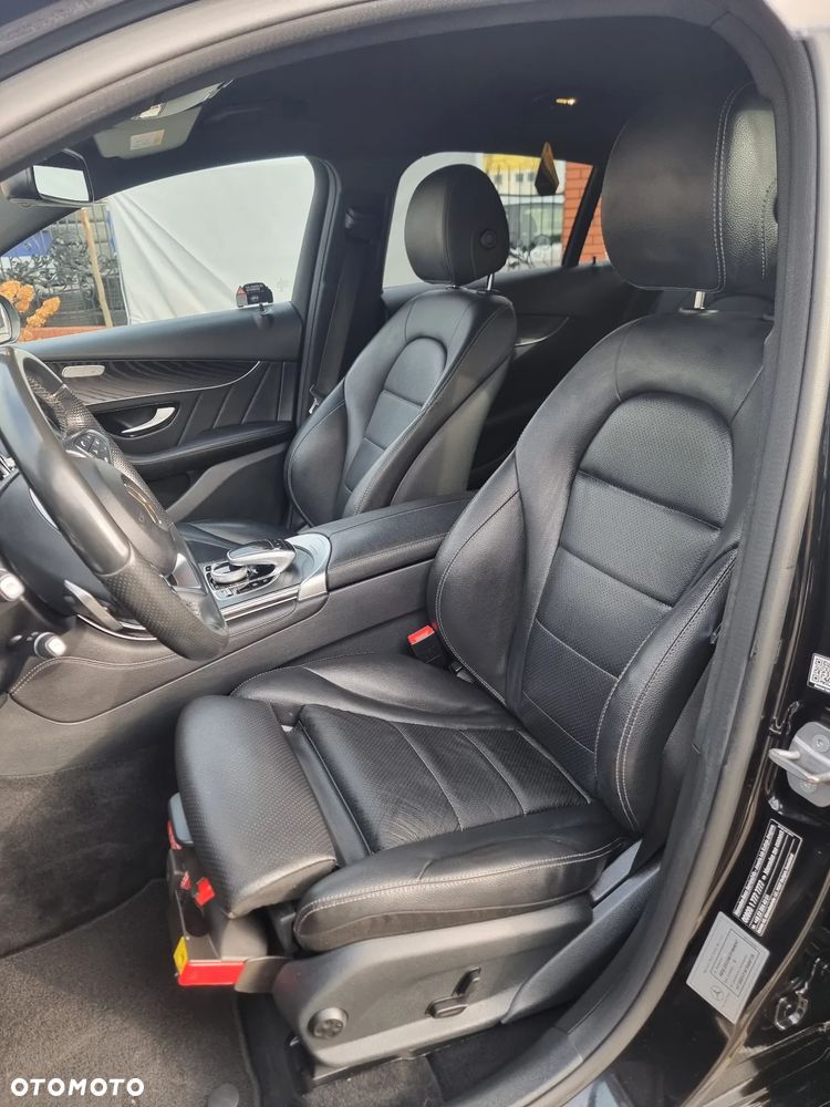 Mercedes-Benz GLC Coupe 250 4-Matic - 31