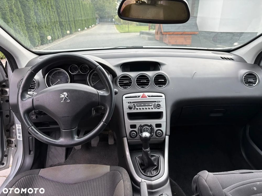 Peugeot 308 1.6 Premium - 9