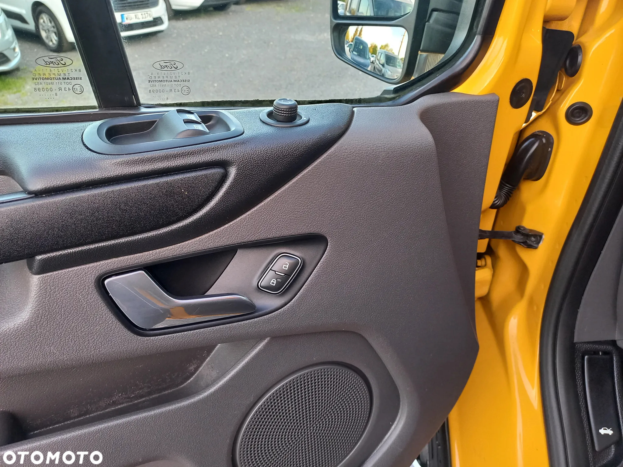 Ford Transit Custom - 28