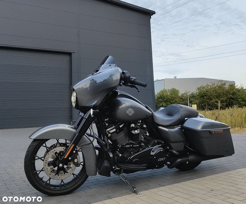 Harley-Davidson Touring Street Glide - 8