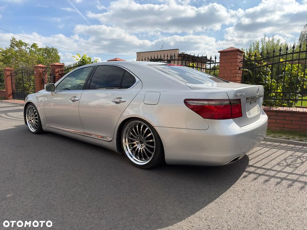 Lexus LS 460 Prestige - 6