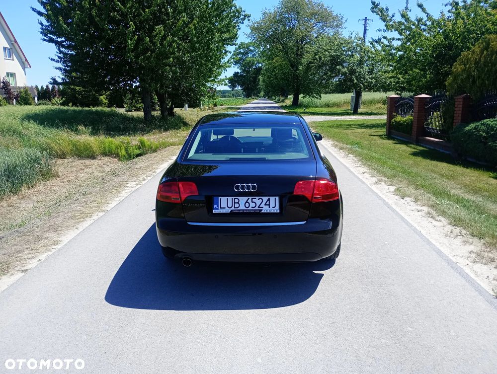 Audi A4 Limousine 2 - 5