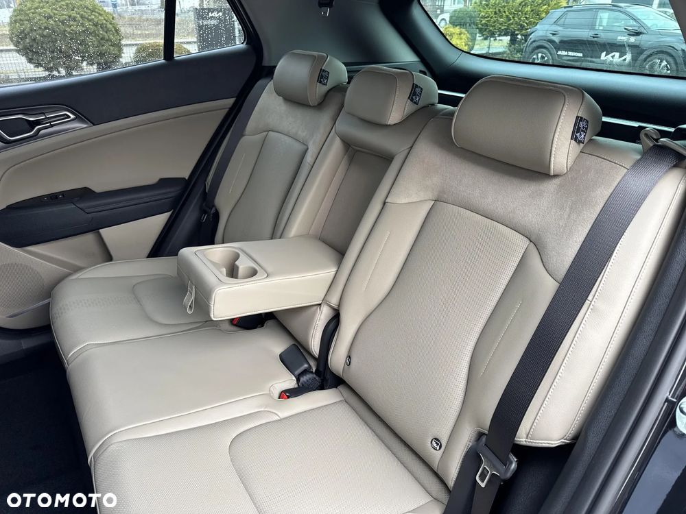 Kia Sportage 1.6 T-GDI MHEV Business Line 2WD DCT - 12