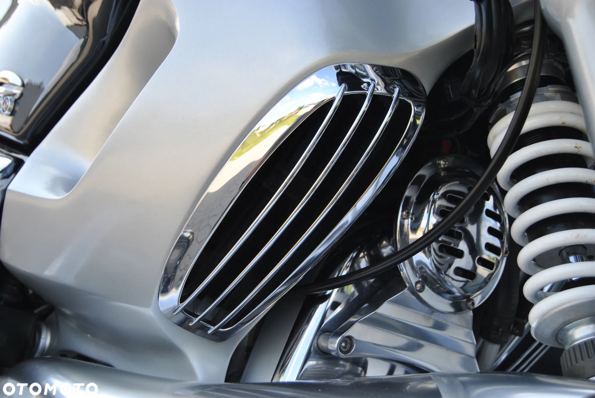 BMW R - 18