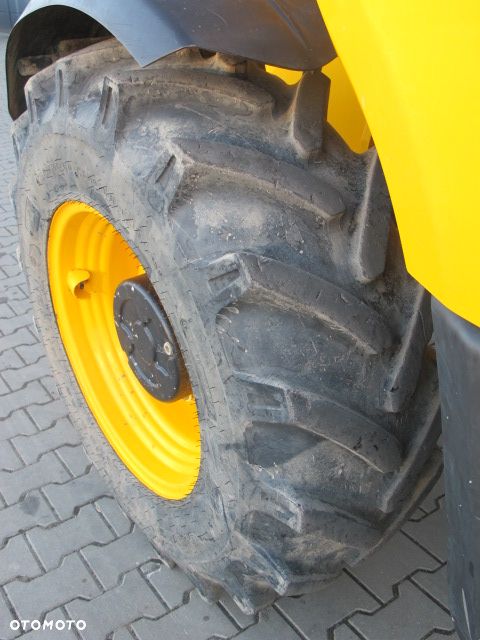 JCB 535-125 Hi-Viz - 6