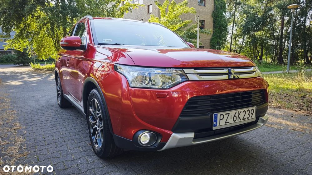 Mitsubishi Outlander 2.0 Instyle Navi 4WD CVT - 19