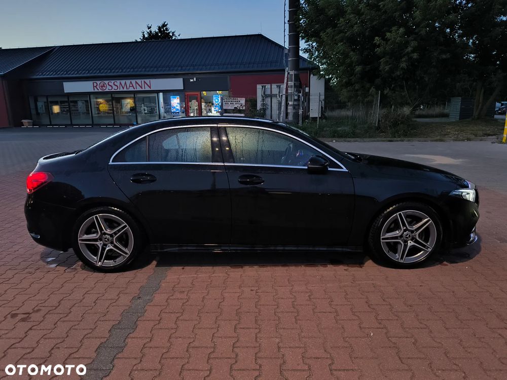 Mercedes-Benz Klasa A 200 AMG Line 7G-DCT - 4