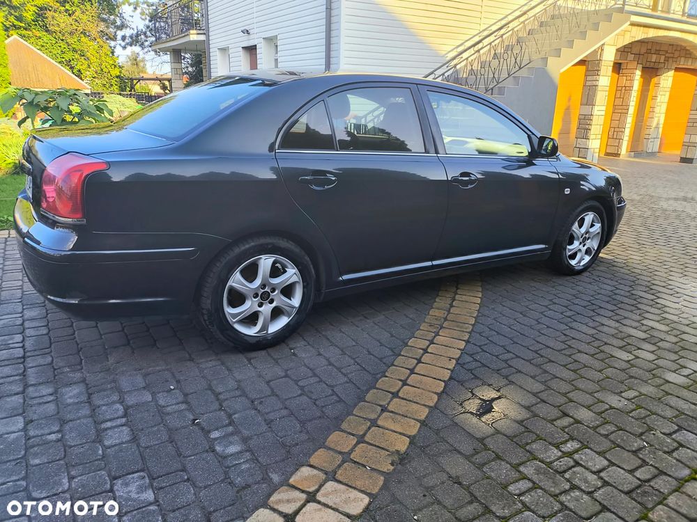 Toyota Avensis 2.0 D-4D Prestige - 3