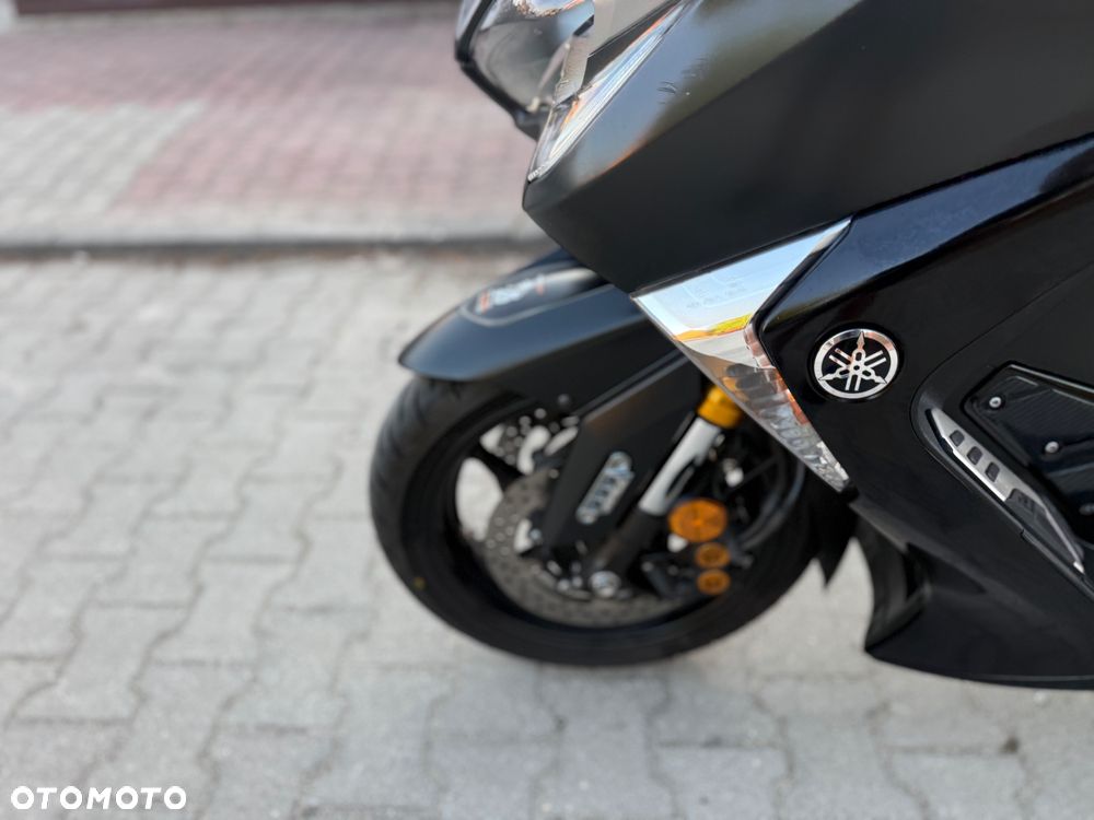 Yamaha Tmax - 28