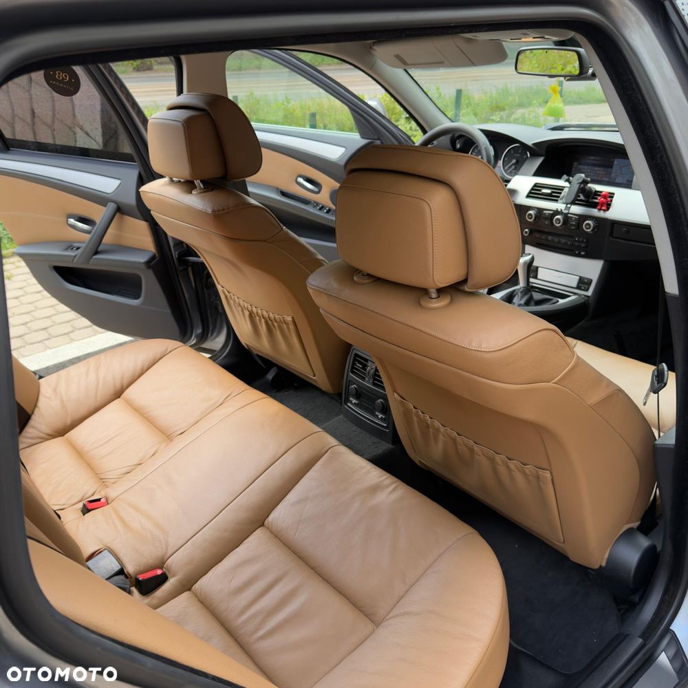 BMW Seria 5 - 12