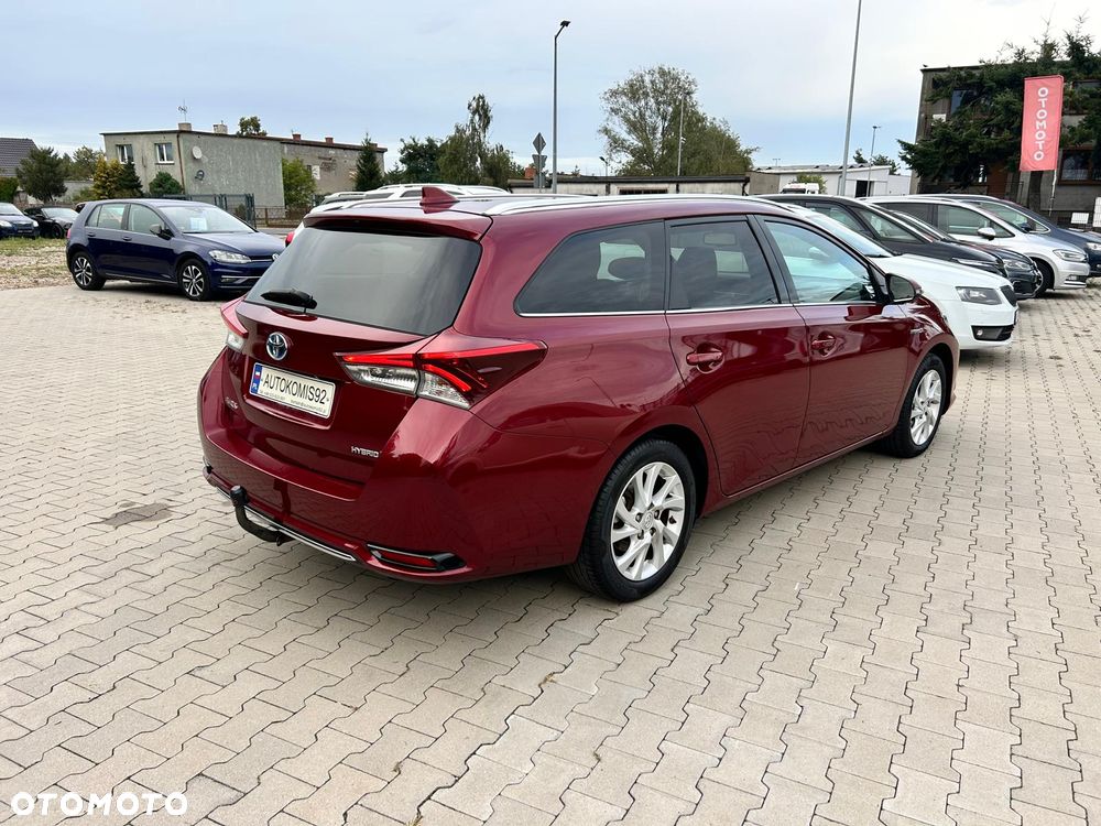 Toyota Auris 1.8 HSD Luna - 6