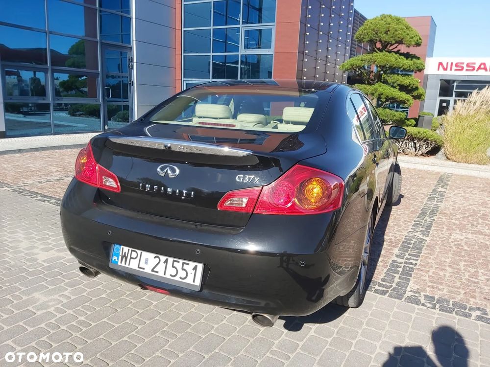 Infiniti G G37 AWD - 21
