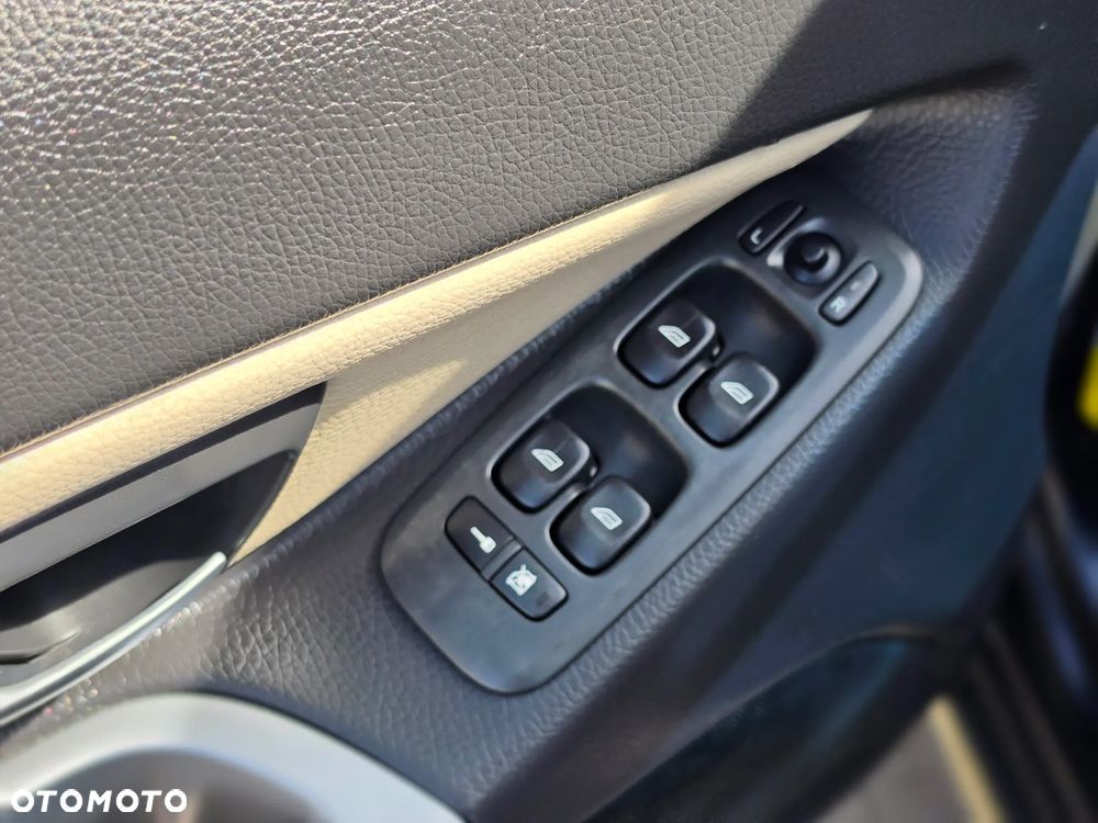 Volvo XC 90 - 16