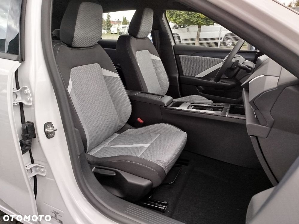 Opel Astra - 18