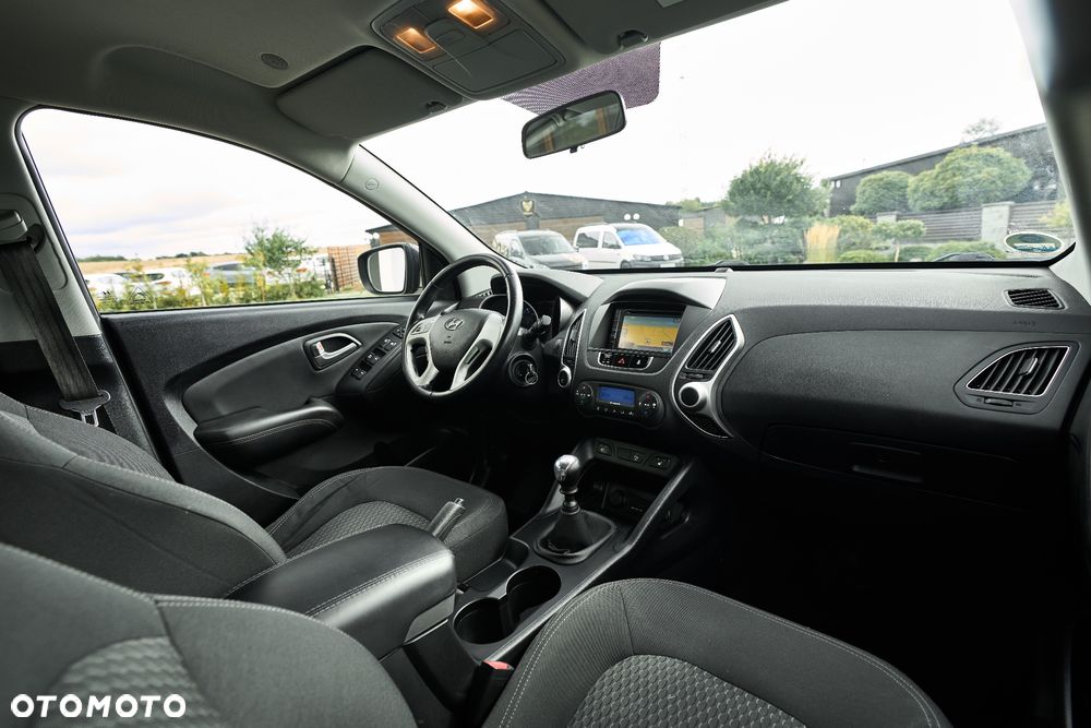 Hyundai ix35 - 23