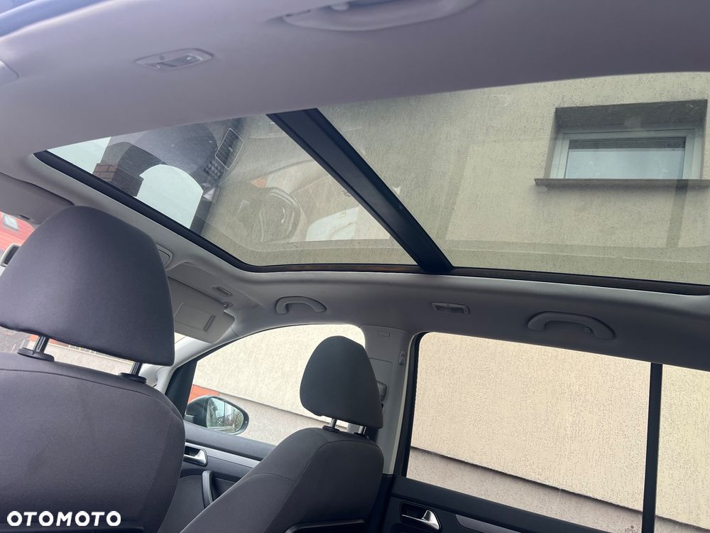 Volkswagen Touran 1.6 TDI DPF Comfortline - 13