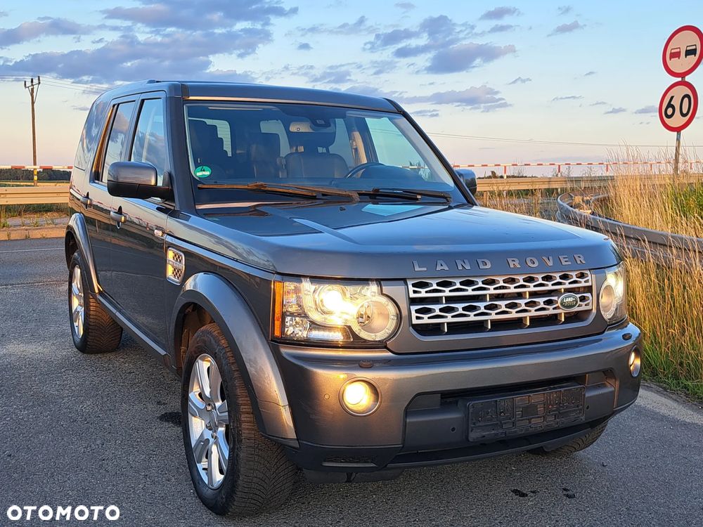 Land Rover Discovery SD V6 HSE - 27