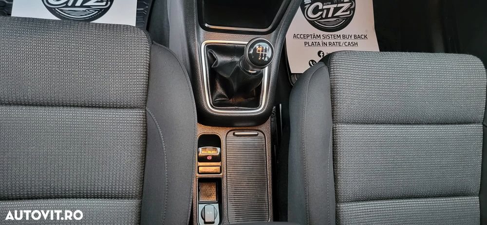 Volkswagen Sharan 2.0 TDI 4MOTION BlueMotion Technology Comfortline - 16