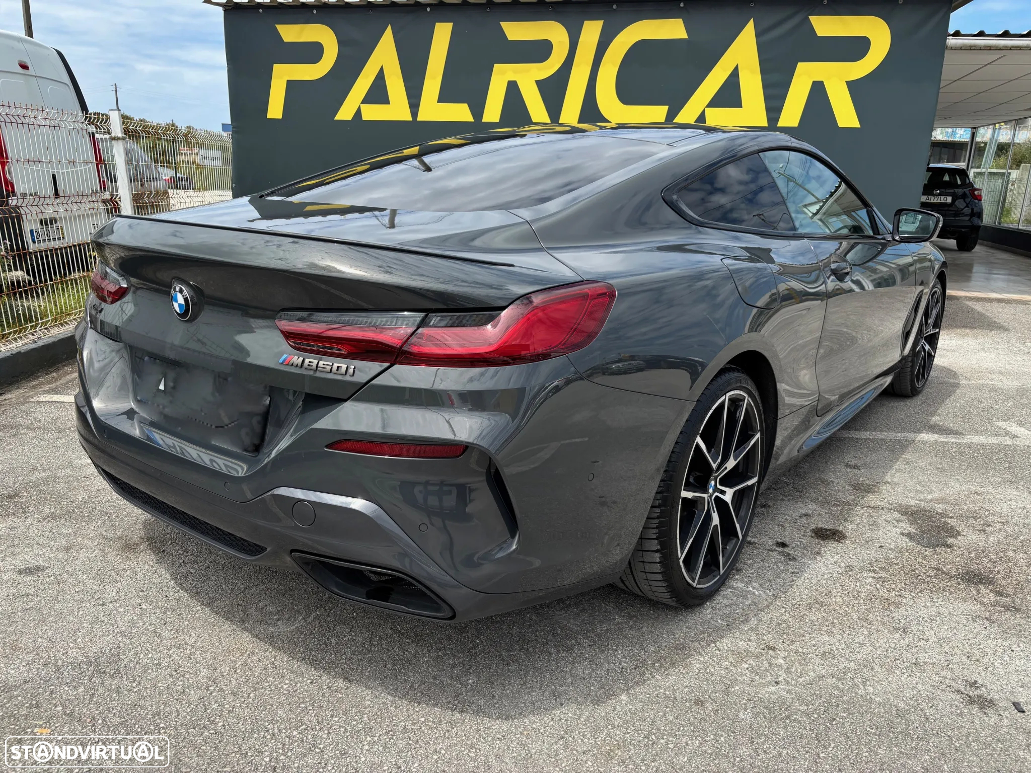BMW M850i xDrive - 8