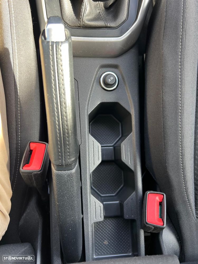 VW Taigo 1.0 TSI Urban - 19