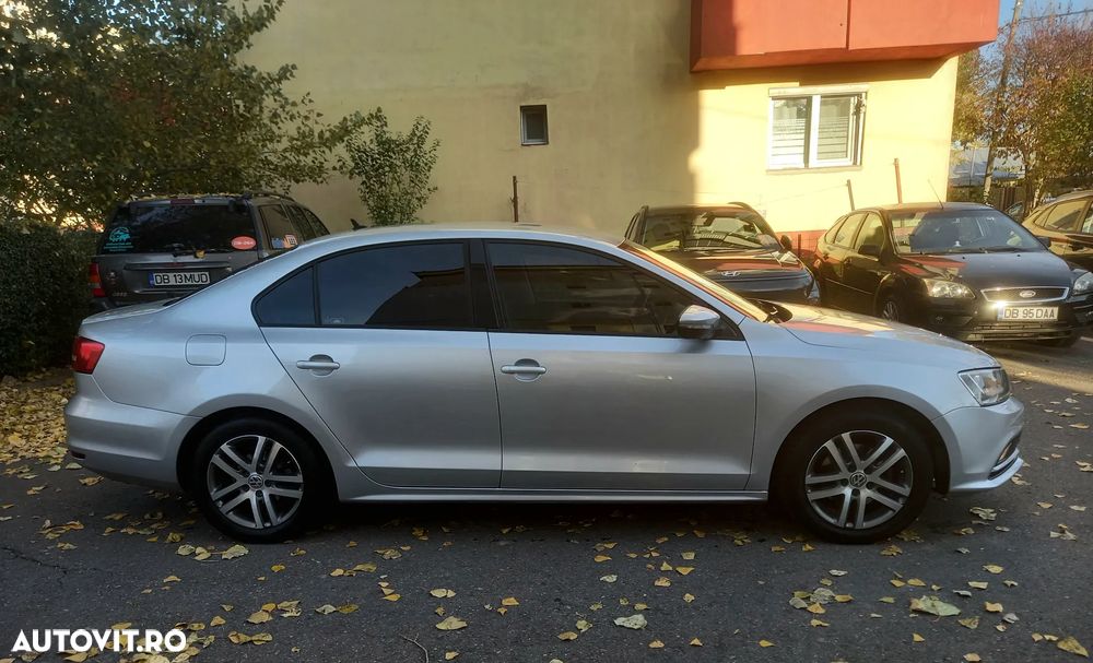 Volkswagen Jetta 1.2 TSI Comfortline - 19