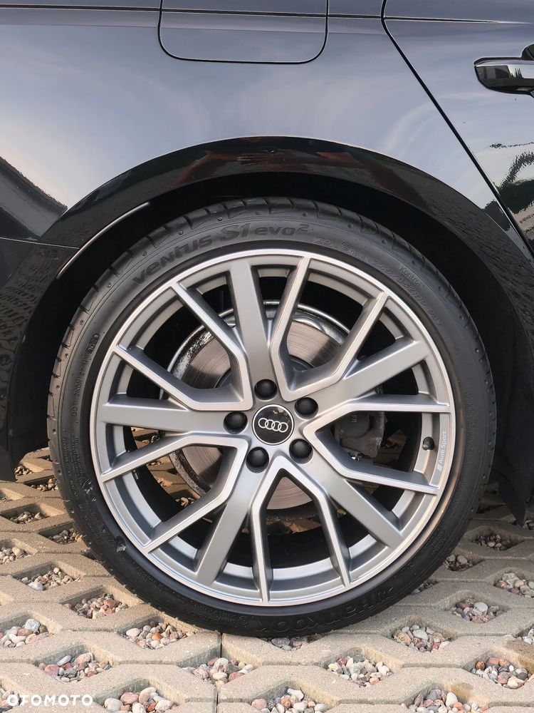Audi A4 Avant 40 TDI quattro S tronic S line - 16